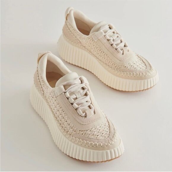 Dolce Vita Dolen Sneakers in Sandstone Knit size 8.5 - Picture 1 of 16